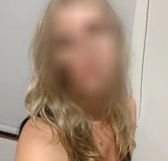 Charlotte, 36