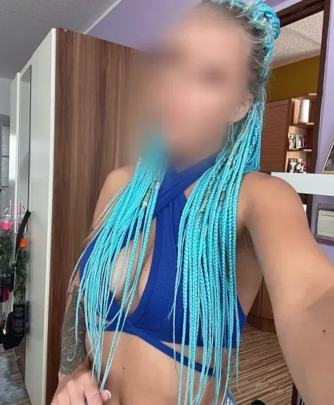 Kim, 33