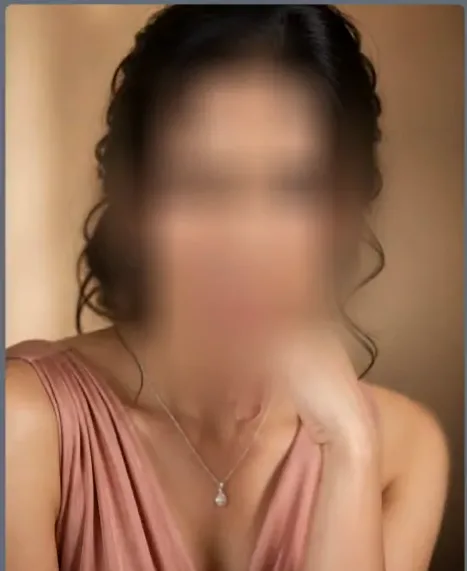 Lena, 39