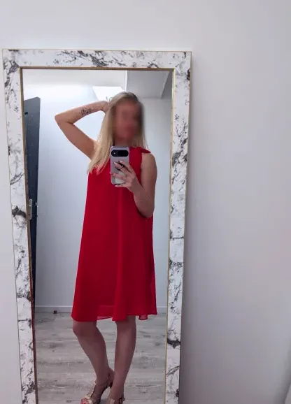 Özlem, 30