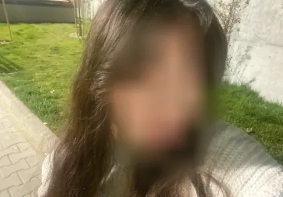 Selin, 22