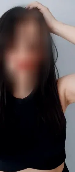 Sophie, 26