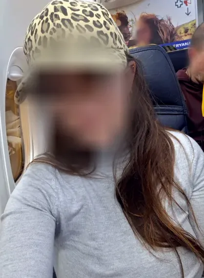 Yasmin, 33