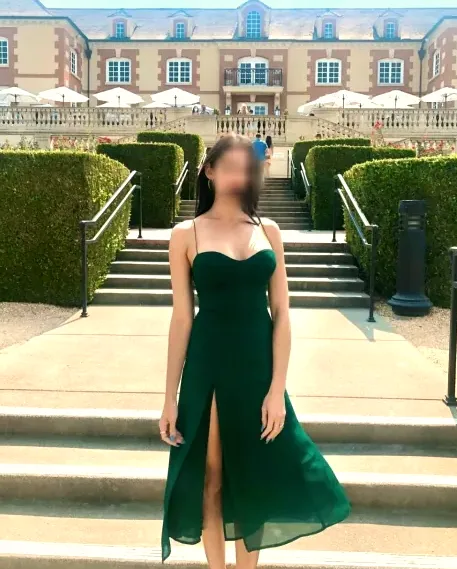 Yasmin, 32