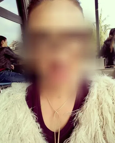 Yvonne, 35